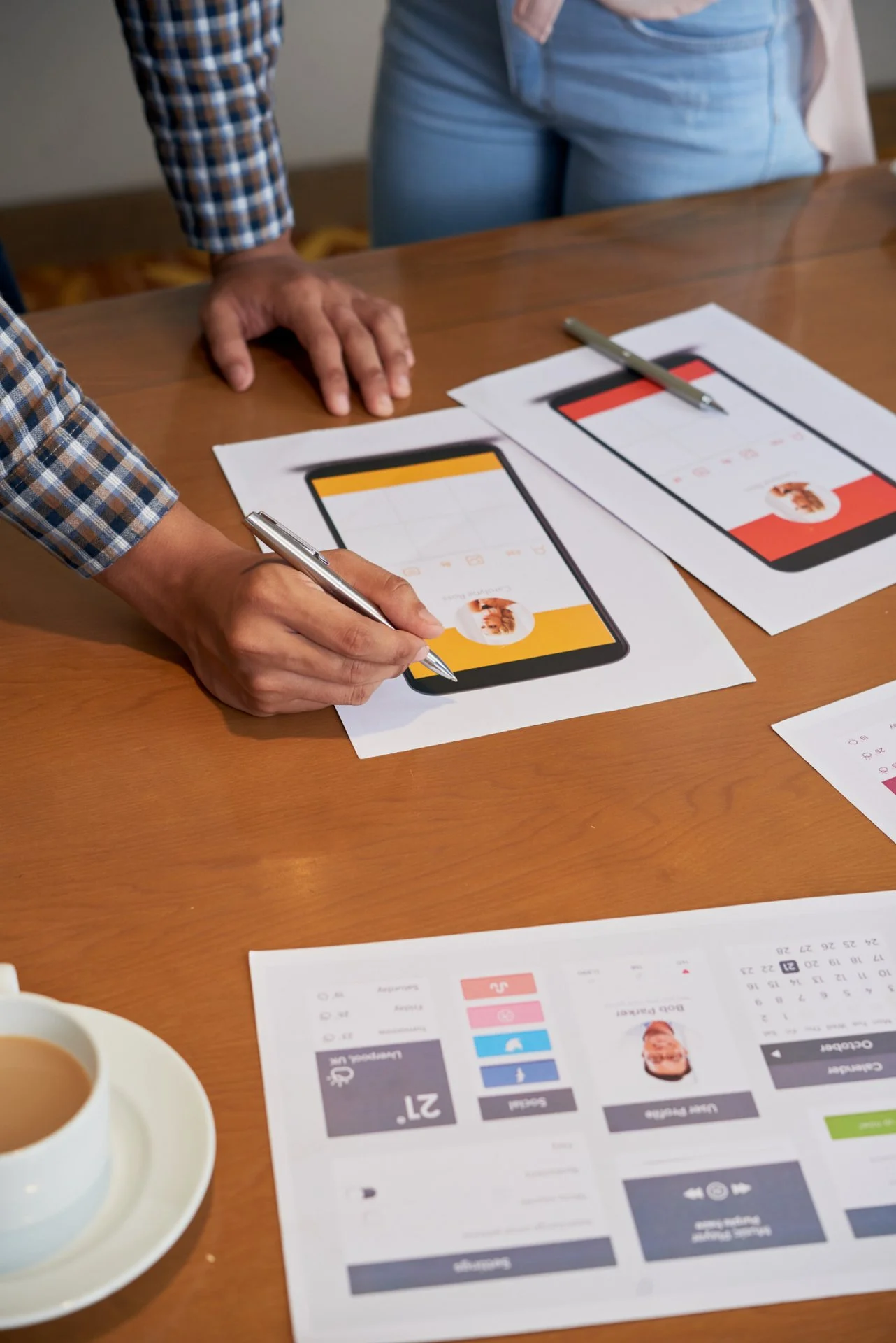 iOS UI/UX-design og prototyper